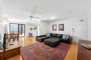 Spacious & Comfy 2 Bed 2 Bath 2 Car - Auchenflower